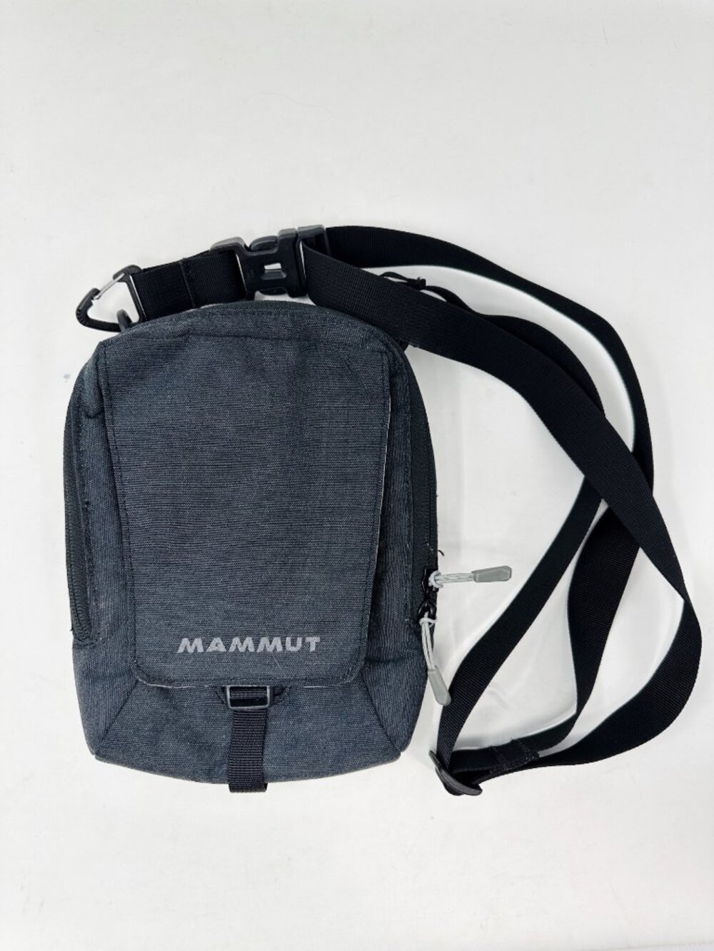 Mammut Tasch Crossbody Shoulder Bag Gray Hiking Travel Sling Pouch